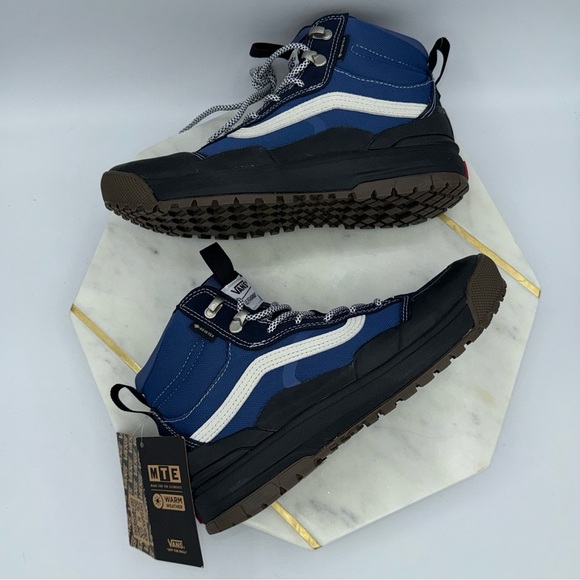 Vans Women’s Ultrarange EXO Hi Size 8.5 Navy/Black - Picture 2 of 8